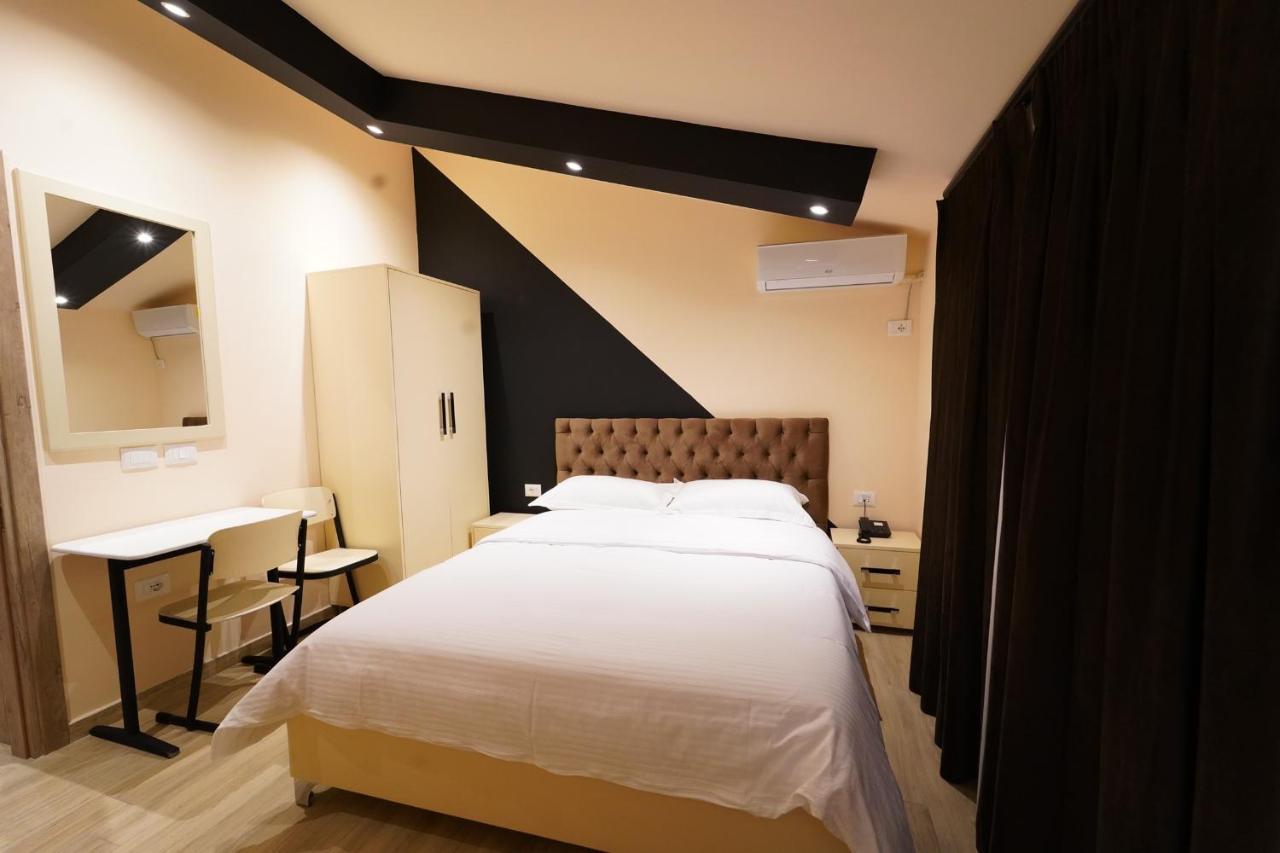 Sr99 Hotel Tirana Exterior photo